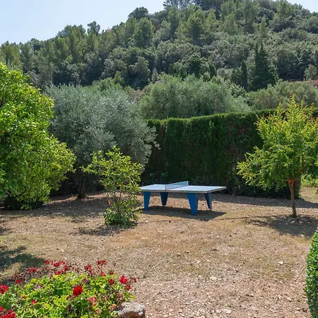 別荘 Pont Roma With Pool, Mountain Views & Aircon