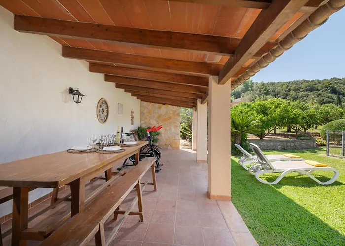 Pont Roma With Pool, Mountain Views & Aircon Holiday home Pollenca