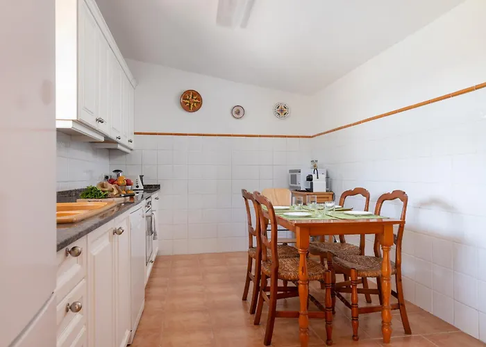 Holiday home Pont Roma With Pool, Mountain Views & Aircon *