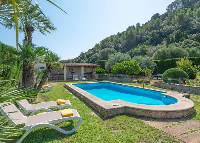 Holiday home Pont Roma With Pool, Mountain Views & Aircon Pollenca