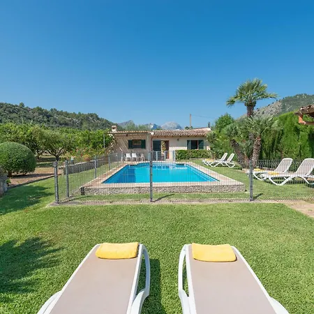 Pont Roma With Pool, Mountain Views & Aircon בית נופש